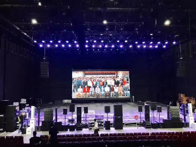 榴莲网站在线观看设备在舞台演出中的运用