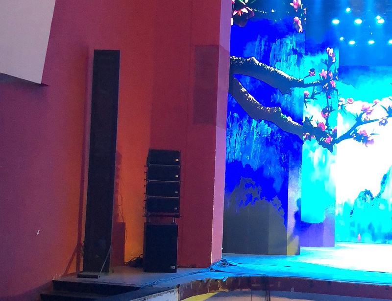 如何设计舞台榴莲网站在线观看系统及调试方法