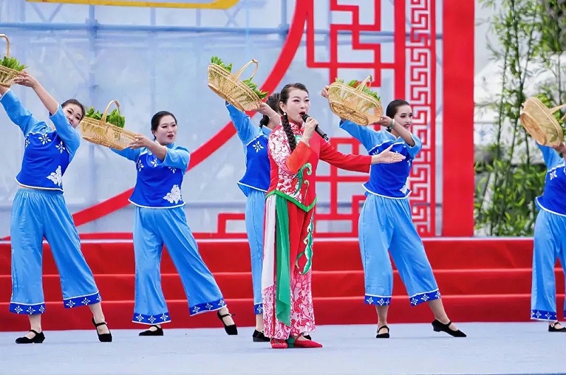 4ZOBO榴莲视频在线免费观看助力2024全国“四季村晚”秋季主场活动