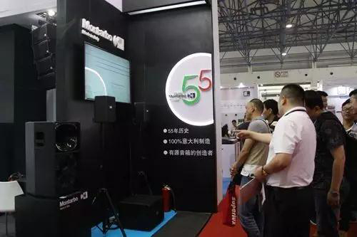 剧场榴莲网站在线观看灯光