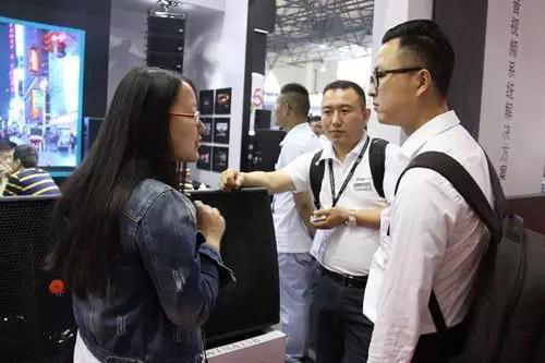 剧场榴莲网站在线观看灯光