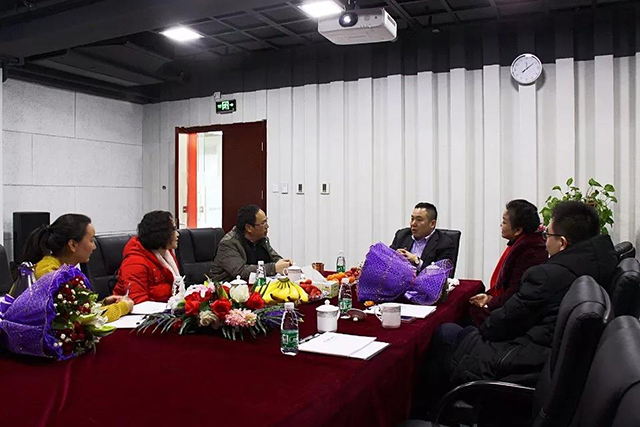 热烈欢迎湖南吉首大学院领导莅临ZOBO榴莲视频在线免费观看企业