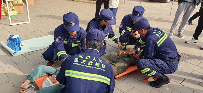 PRS榴莲网站在线观看为北京人防浩天志愿者救援队潭柘寺服务站成立揭牌仪式保驾护航