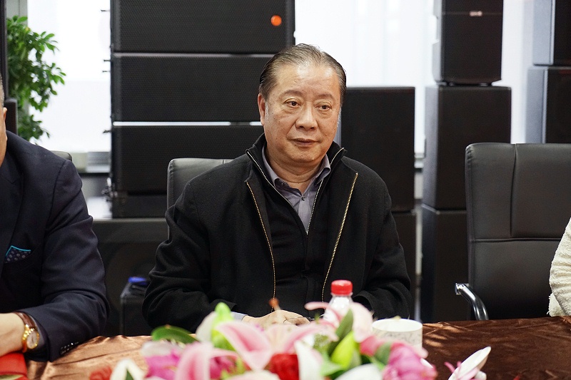 热烈欢迎中国演艺设备技术协会理事长等领导一行莅临ZOBO榴莲视频在线免费观看调研指导