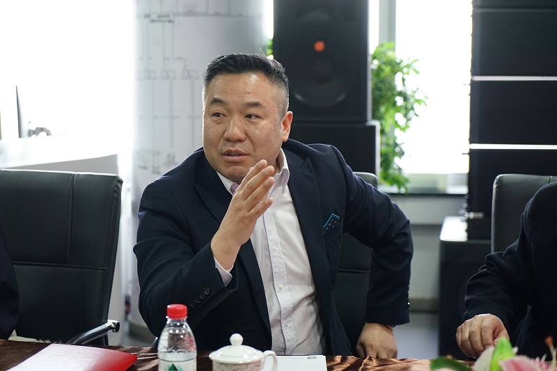 热烈欢迎中国演艺设备技术协会理事长等领导一行莅临ZOBO榴莲视频在线免费观看调研指导